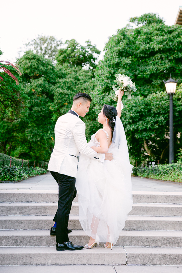 Bride and groom photos outside at the Brooklyn Botanical Gardens