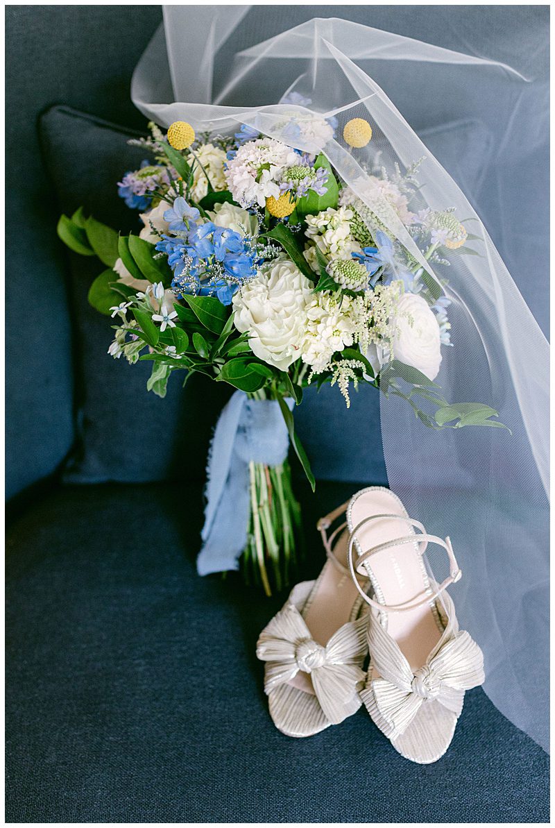 WHITE AND BLUE BRIDAL BOUQUET AND BRIDAL SHOES 